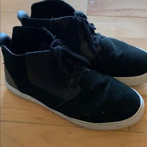 Radii size 9.5